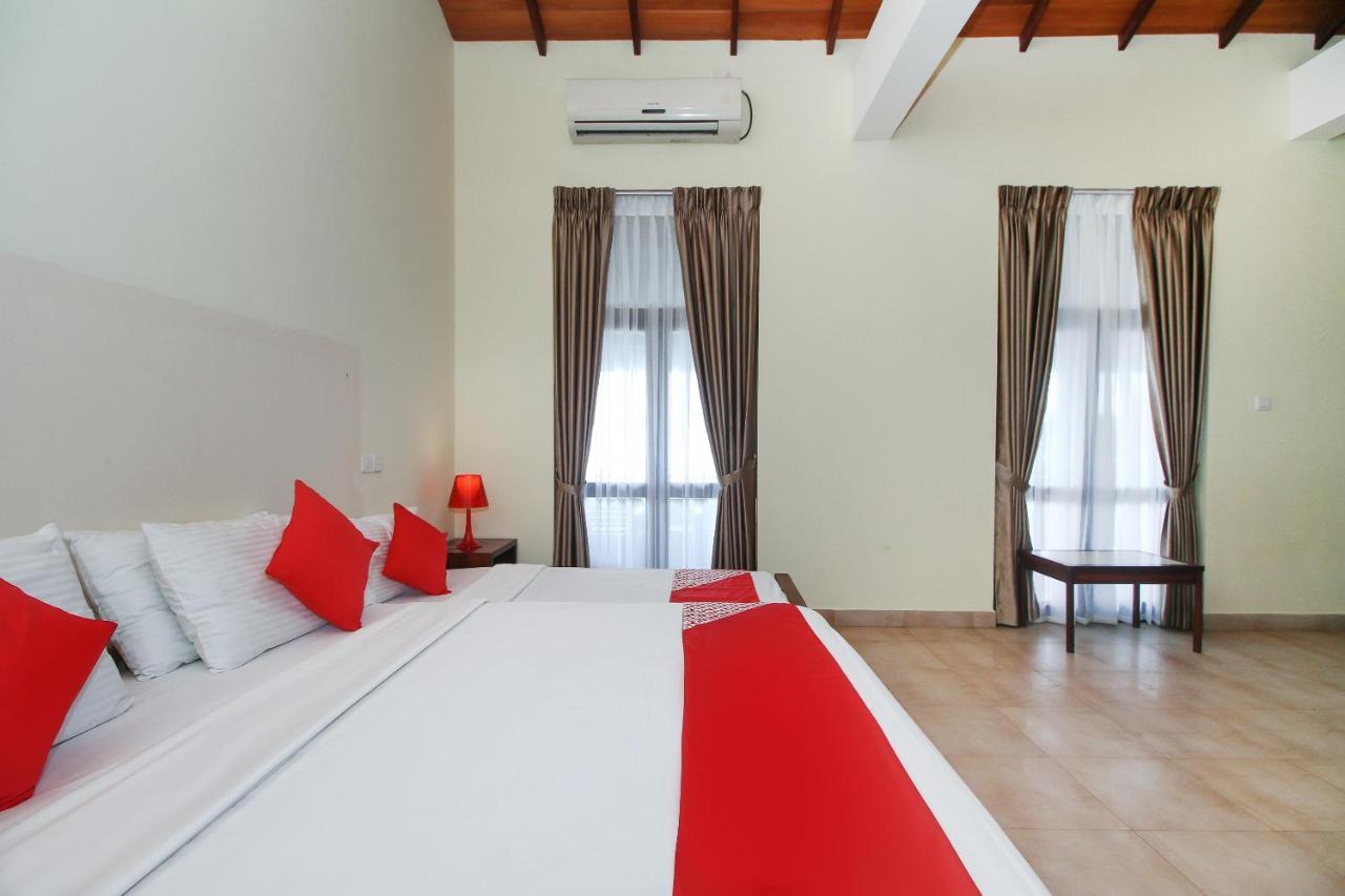 Maresia Beach Villa Wadduwa Exterior foto